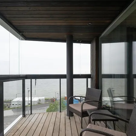 Apartman Seafront Dream In Kalaranna